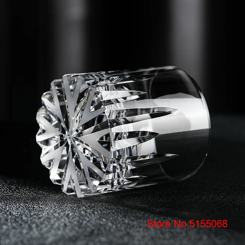 Modern-Style-Vast-Sky-Whisky-Rock-Glass-Manual-Cut-Crystal-Sword-Pattern-Old-Fashioned-Brandy-Tumbler-1 Modern-Style-Vast-Sky-Whisky-Rock-Glass-Manual-Cut-Crystal-Sword-Pattern-Old-Fashioned-Brandy-Tumbler-1